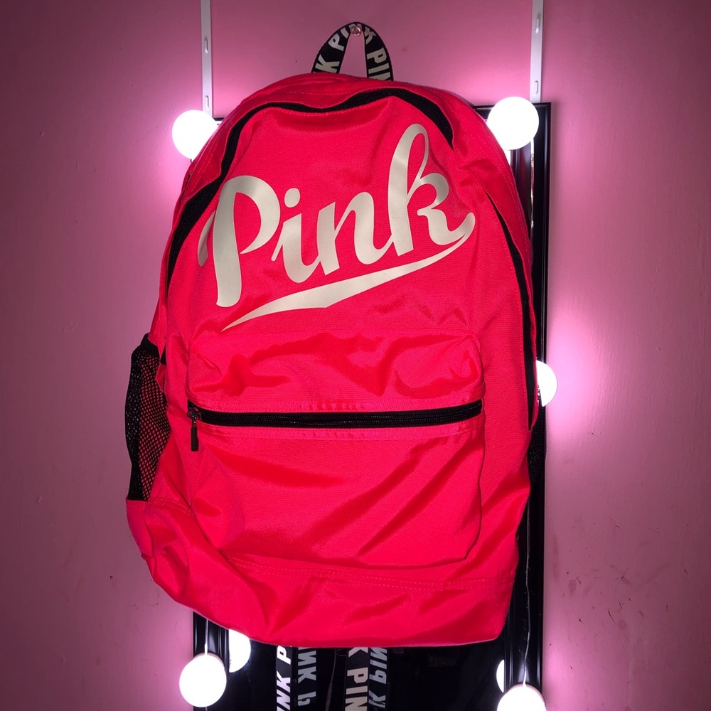 Pink backpack 🎒